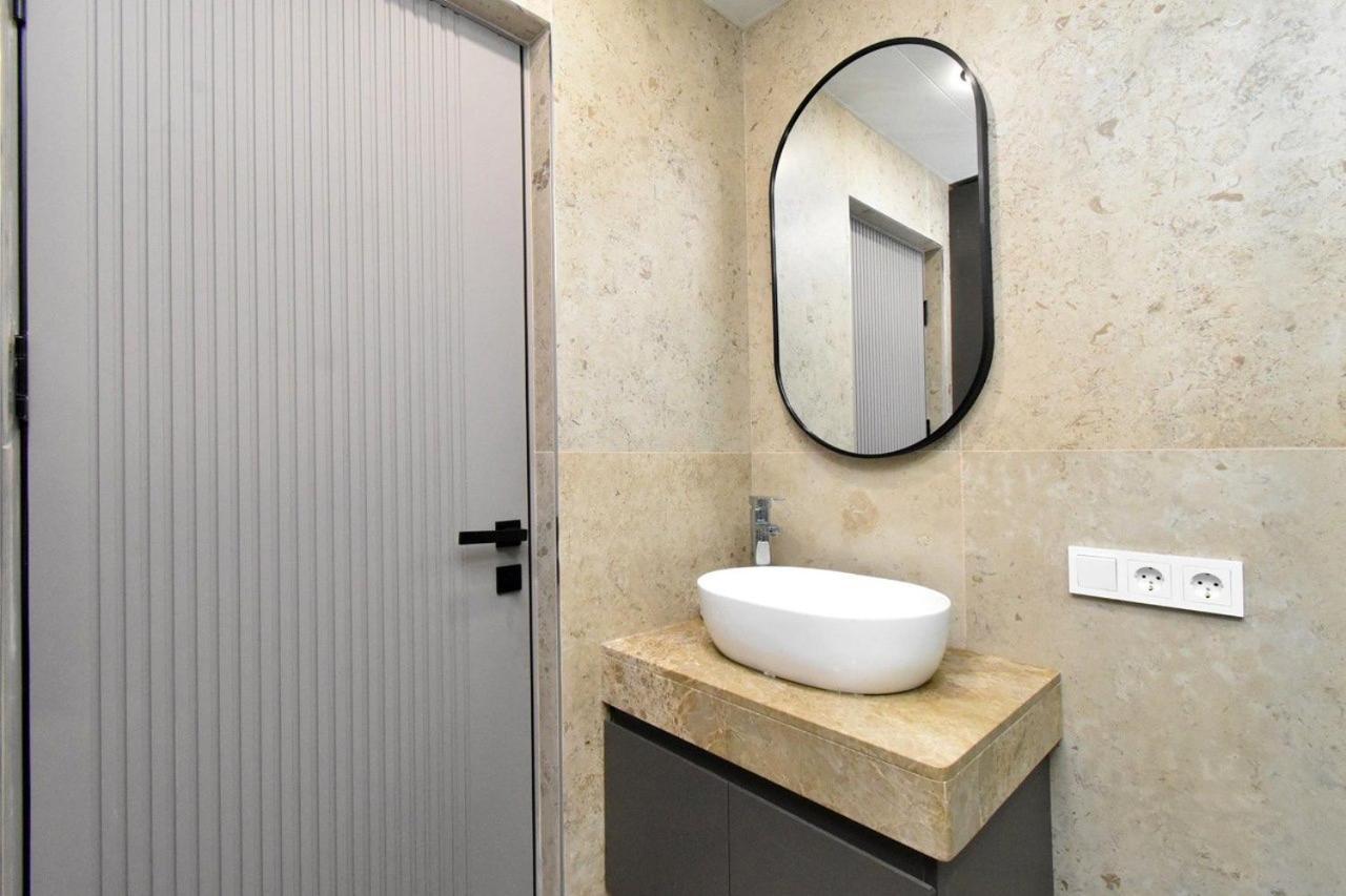 Beautiful Apartment Near The Republic Square Ereván Exterior foto